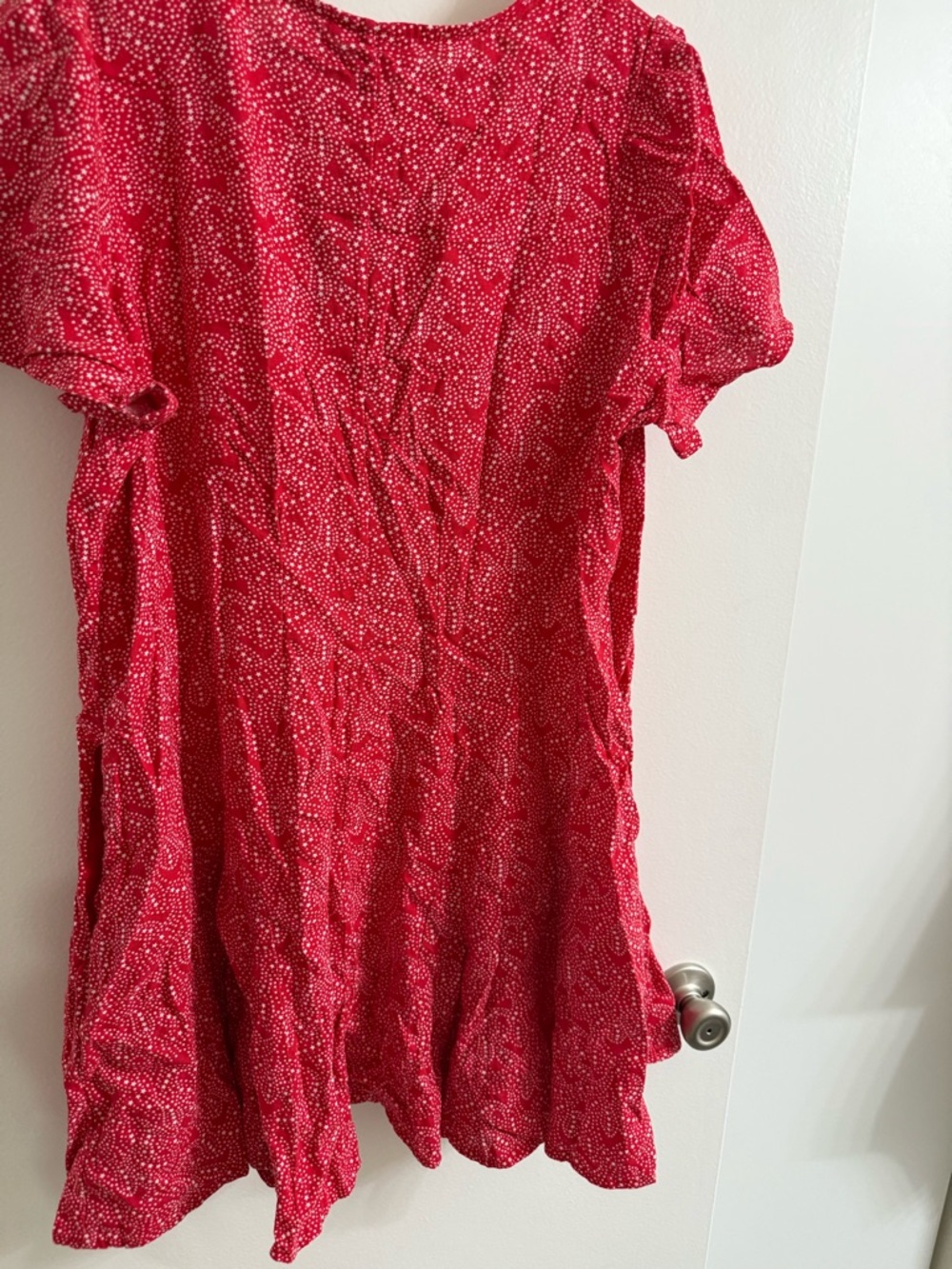 Universal Thread Red Patterned Top - Picture 3 of 3